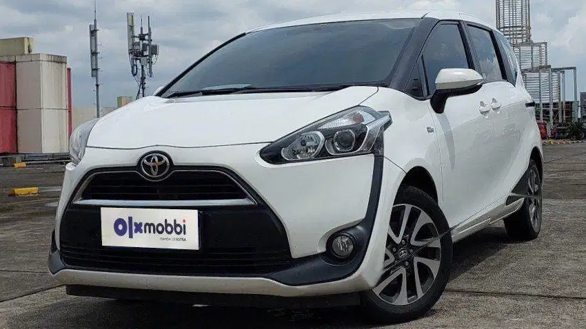 TDP 6,JT, Toyota Sienta 1.5 G Bensin-AT Putih 2017
