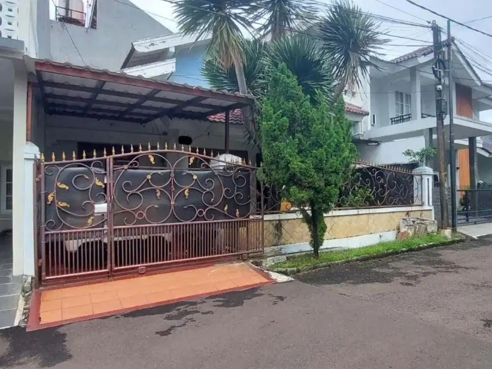 Rumah Murah 1,5 Lantai 2+1 Kamar Dekat Tol di Sektor 9