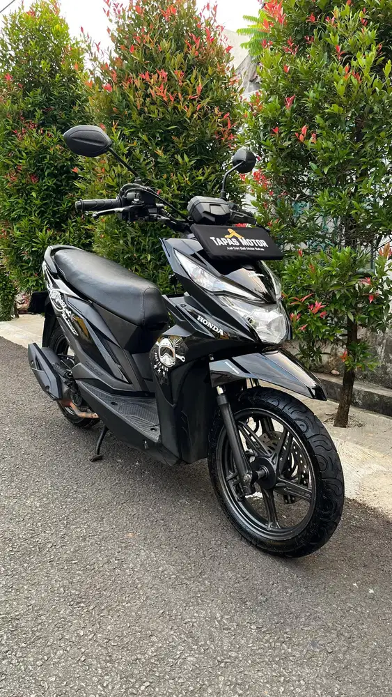 Honda Beat FI Street Tahun 2017 Pajak Panjang