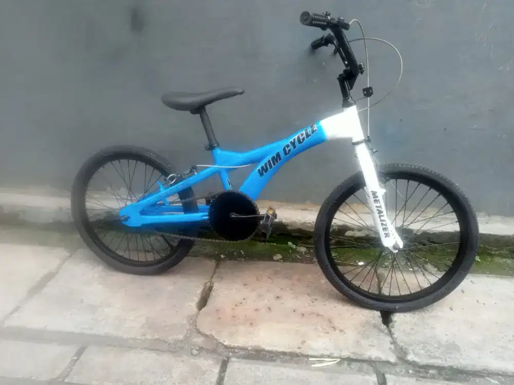 Sepeda bmx wimcycel