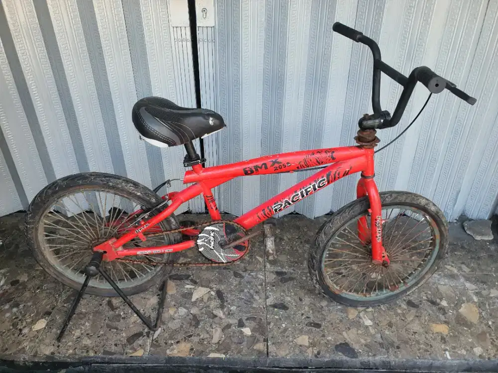 Sepeda bmx pacific