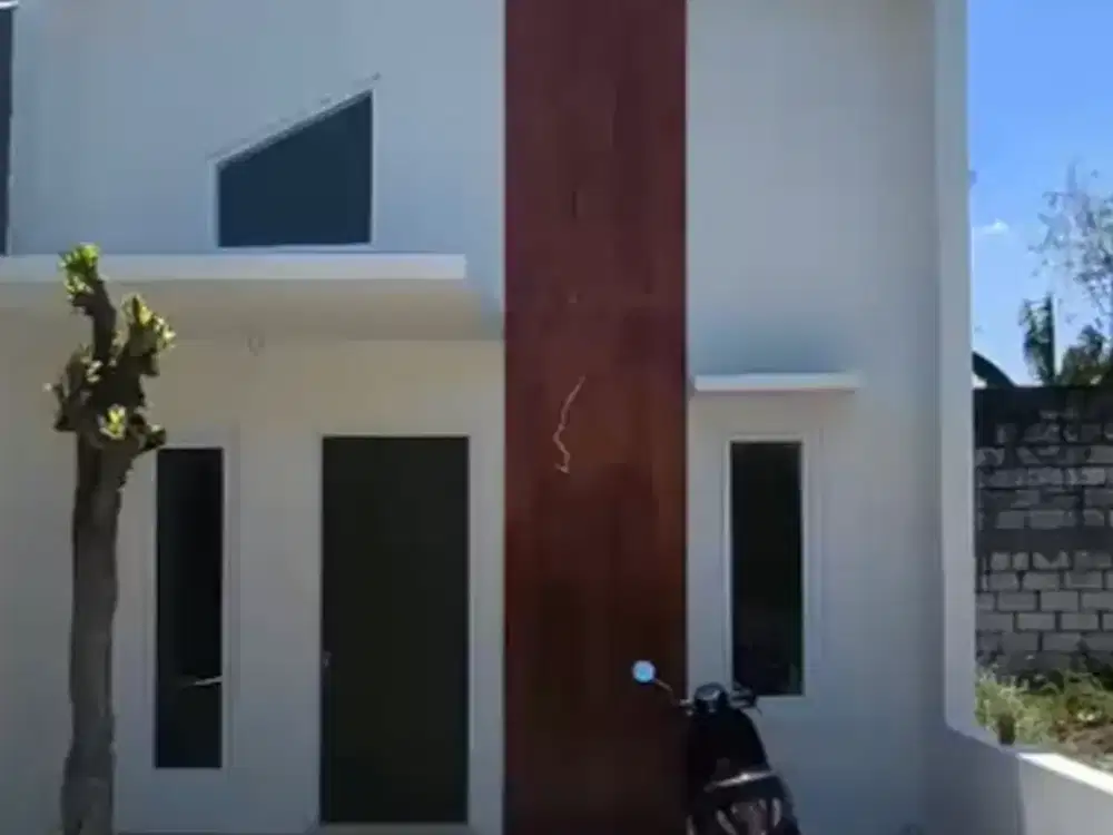 Brand new house di perumahan bayleaf menganti gresik