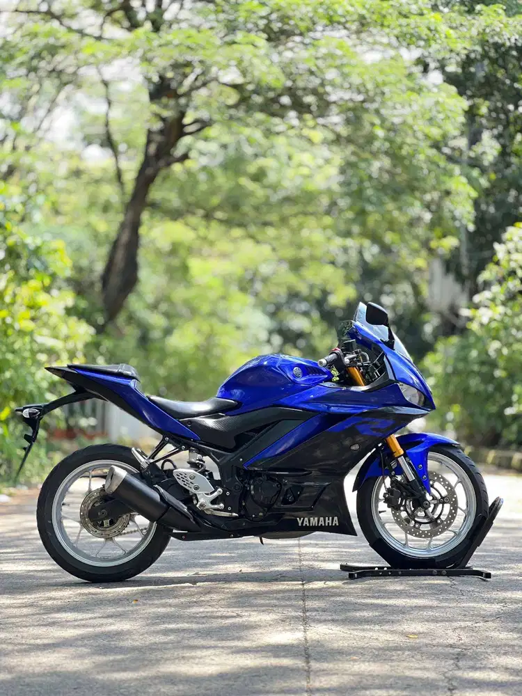 YAMAHA NEW R25 V2 2018 BIRU KM RENDAH PAJAK PANJANG SUPER MULUS