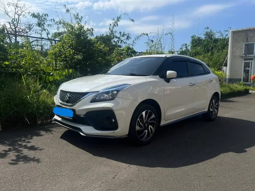 Dijual Baleno 2021 Hatchback Low KM