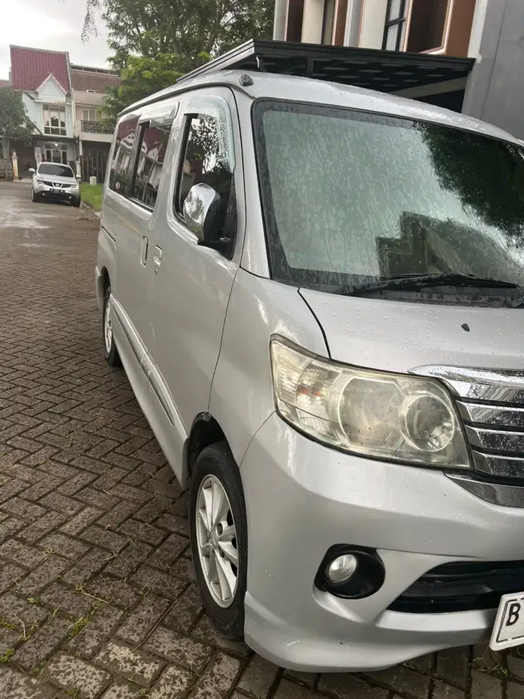Daihatsu Luxio 2014 Bensin