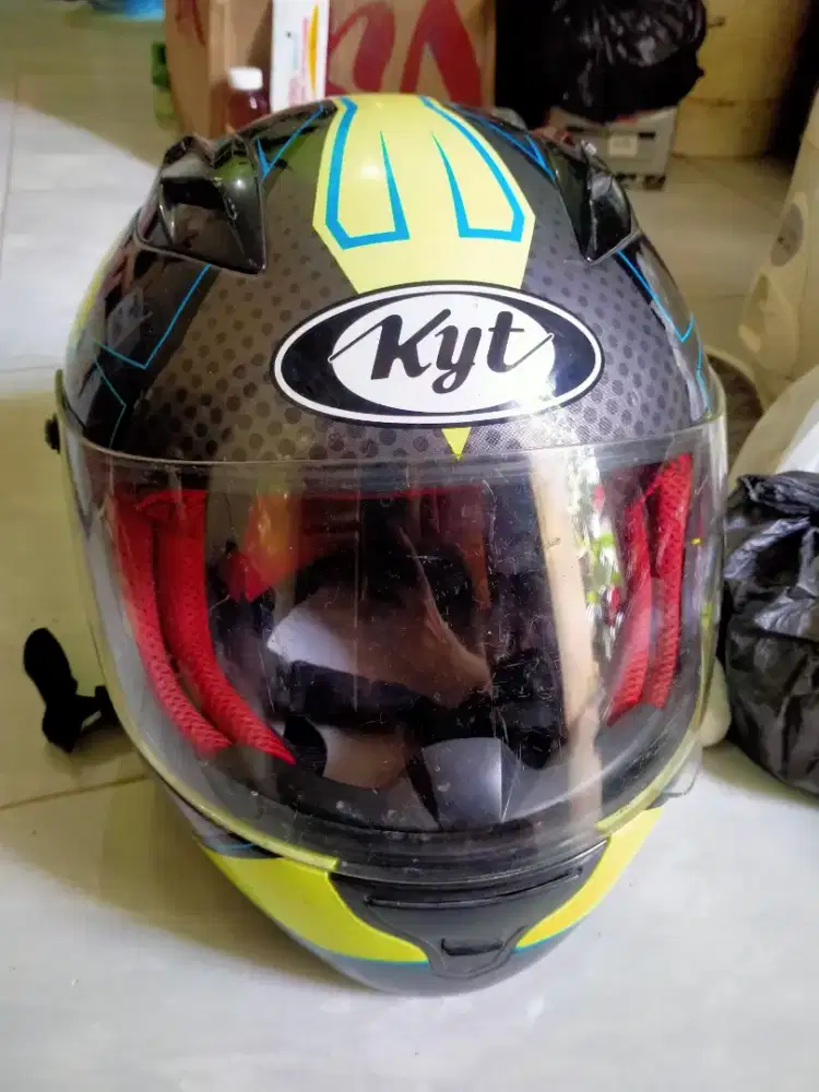 Helm KYT rc 7 size L