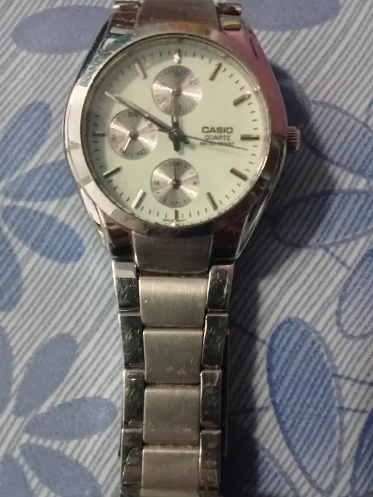 Jual jam tangan wanita