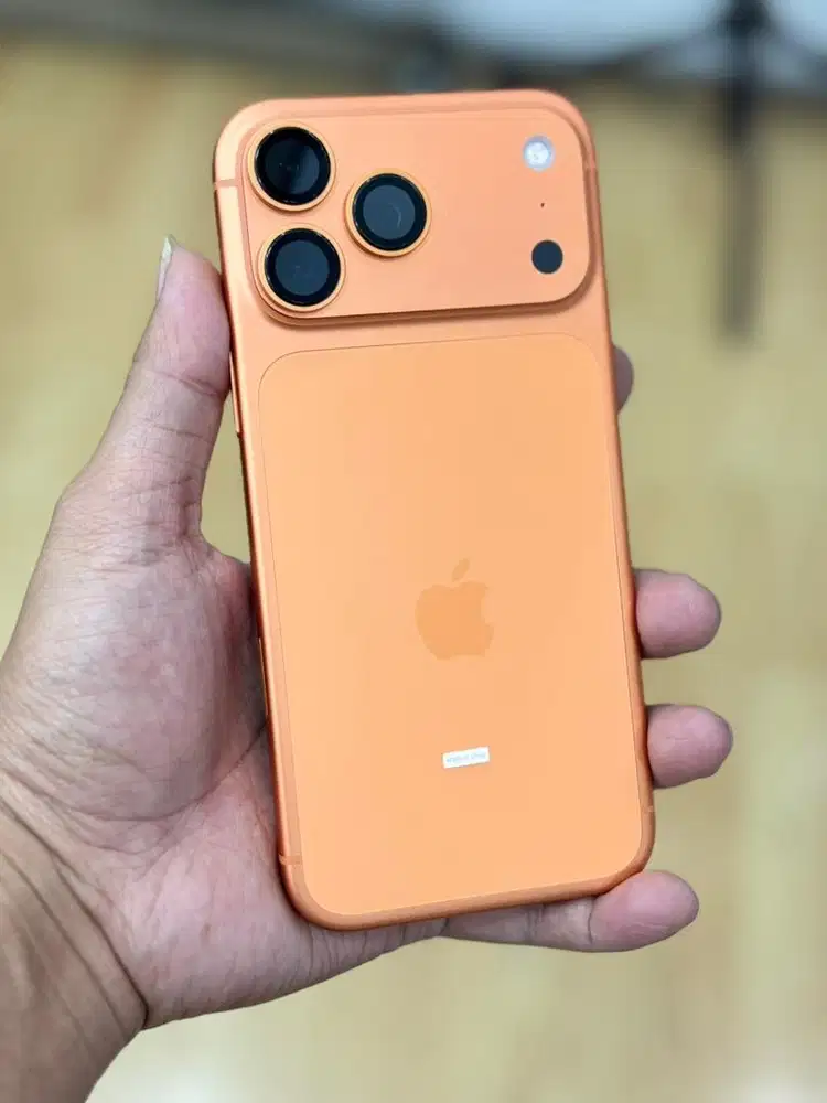 Iphone 17 promax 256Gb cosmic orange second ibox garansi on panjang