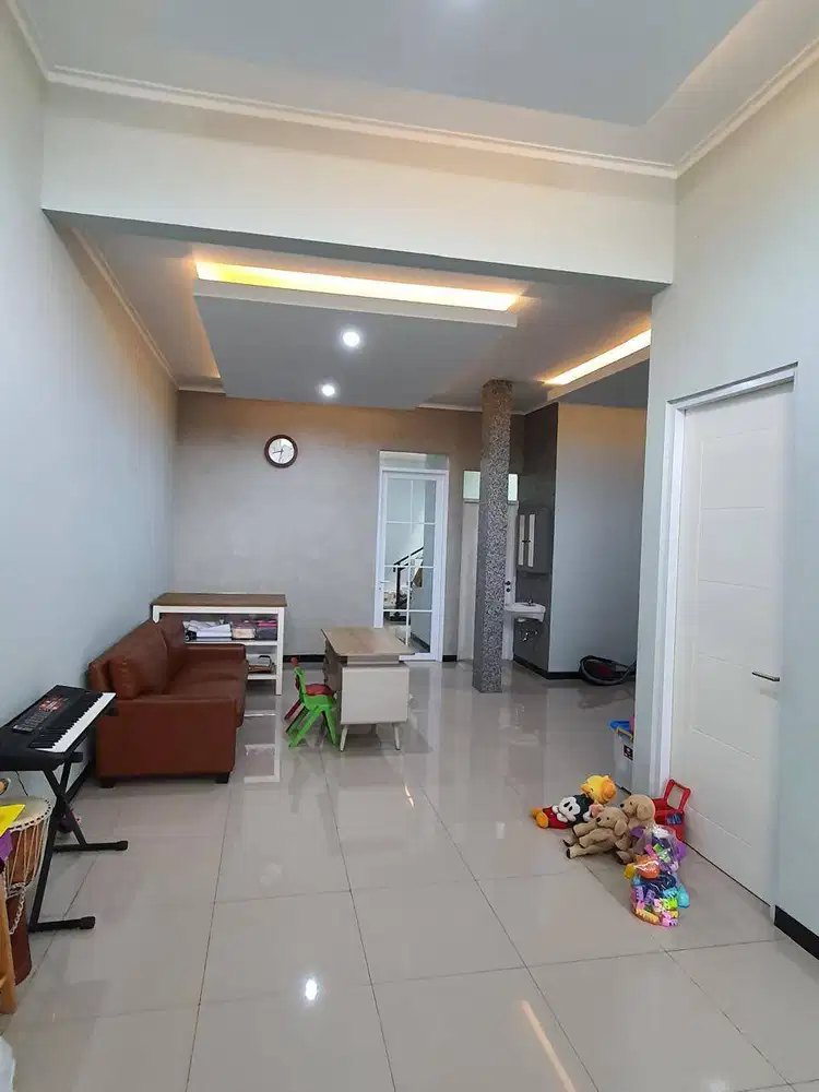 Dijual Rumah Minimalis di Taman Kopo Indah TKI 5