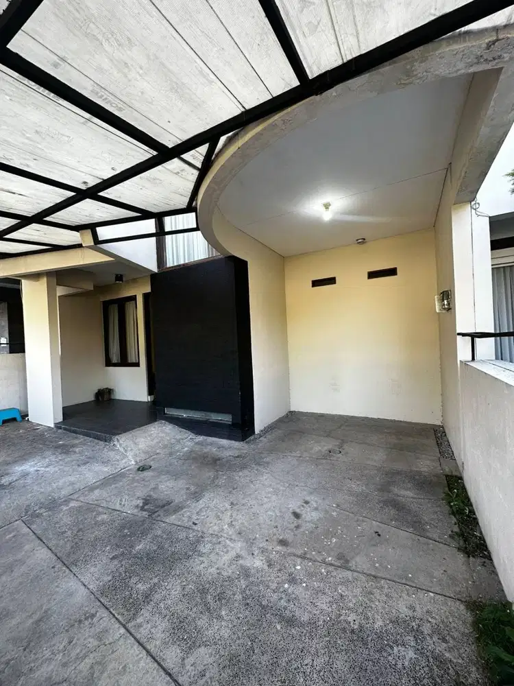 Disewakan Rumah Minimalis Semi Furnish Di Cigadung Dago Bandung Utara