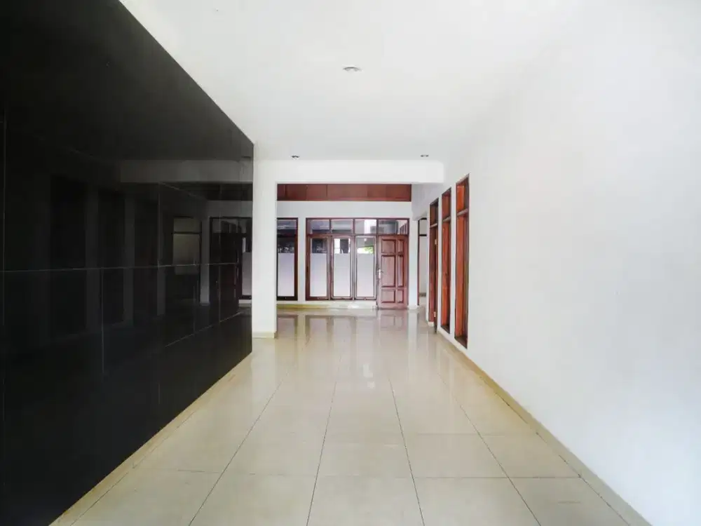 RUANG USAHA LUAS BERSIH STRATEGIS SIAP PAKAI DI ANTAPANI BANDUNG