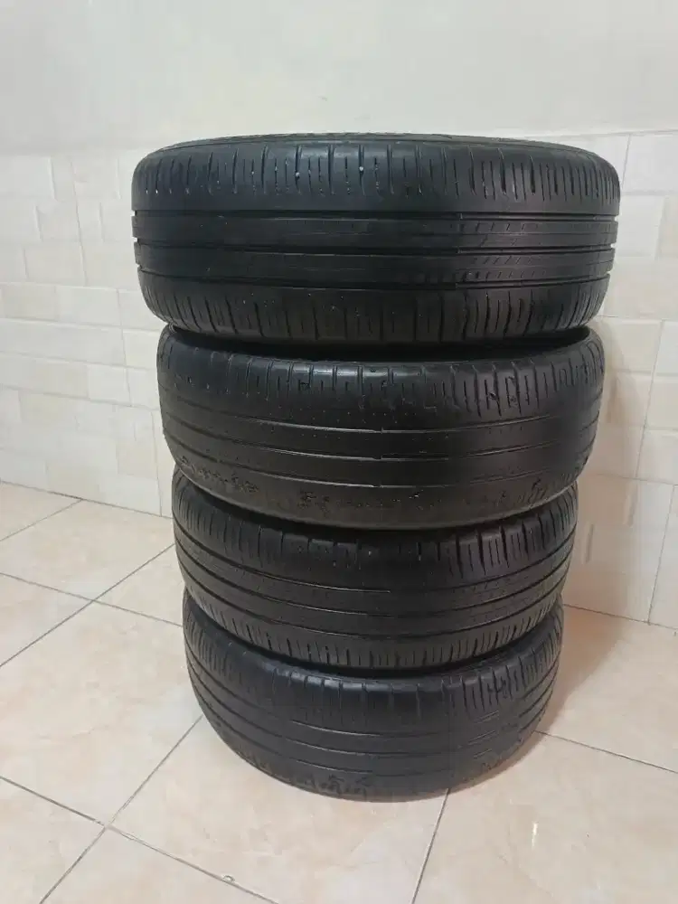 Dijual cepat Dunlop enasave ec300+