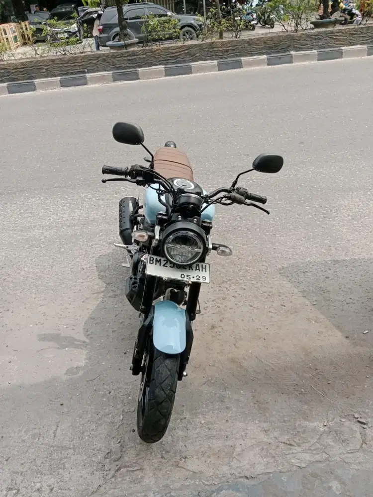 Dijual cepat Yamaha XSR tahun 2023