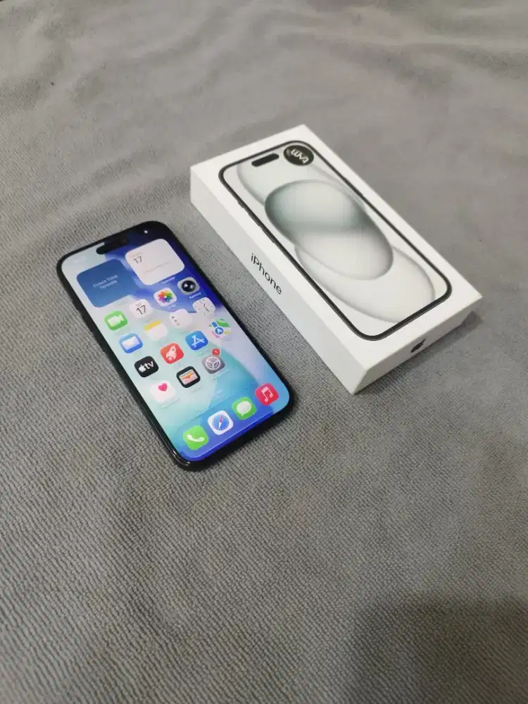 Iphone 15 128g. Ibox