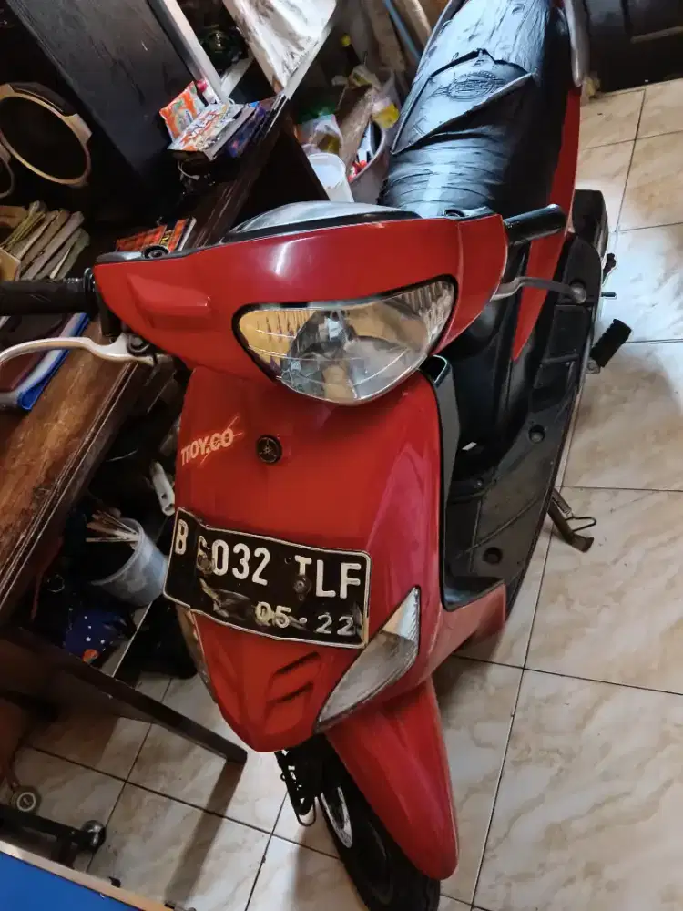 Dijual motor Mio apa adanya surat lengkap pajak tidur