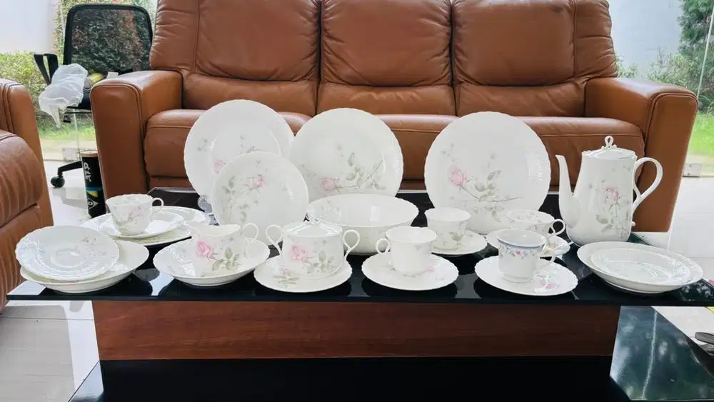 Tea set narumi bone china
