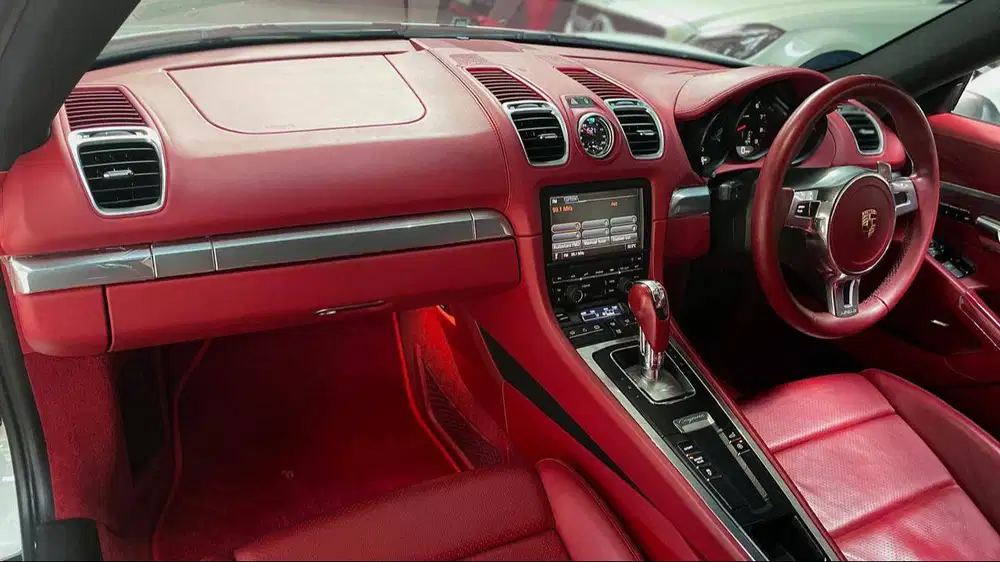 Porsche Cayman 2.7 Sport Chrono Sport Steer Nappa Dashboard NIK 2013