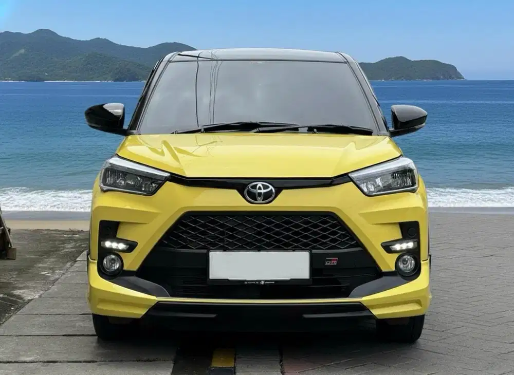 Toyota Raize GRSport Two tone 1.0 Turbo AT