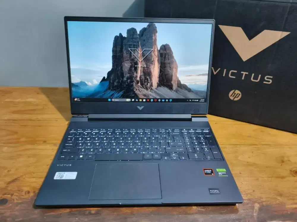 Victus 15-fb2777AX Ryzen 5 8645HS 16/512GB RTX 3050 6GB Garansi 2027
