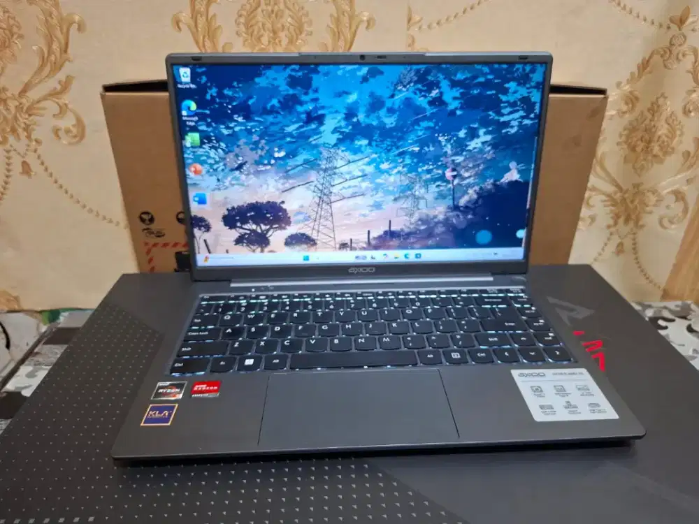 Laptop Axioo Hype 5 Amd Ryzen 5 3500U -8GB -SSD 256GB -MULUS -