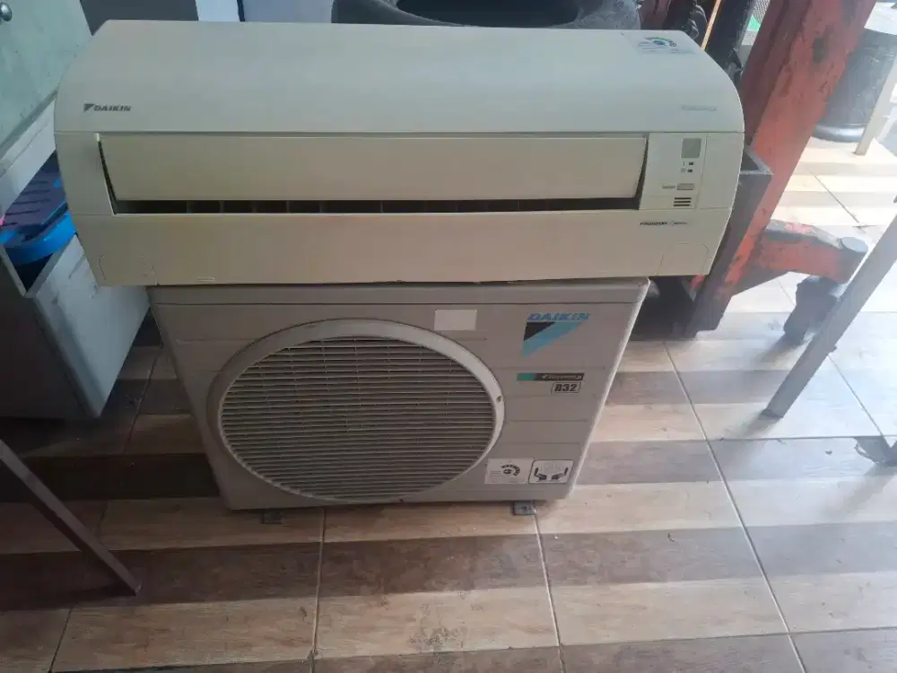 AC Daikin inverter 2pk
