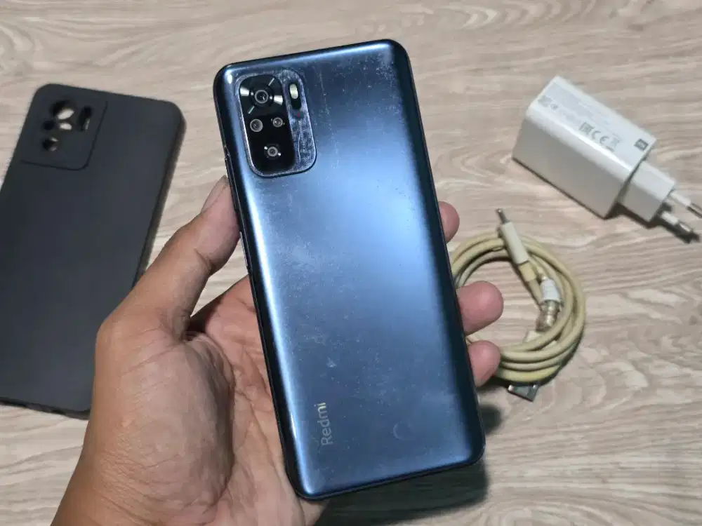 Redmi Note 10 4G Ram 4GB/64GB Mulus95% LayarAmoled Nominus Bisa TT