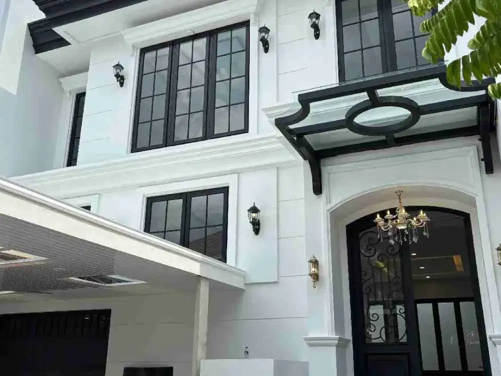 DIJUAL RUMAH PAKUWON INDAH GRANADA THE MANSION GAYA EROPA CLASSIC 3,5 LANTAI MEWAH