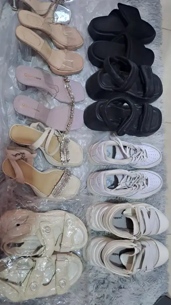 DIJUAL karena jarang digunakan bahkan sebagian masih terbilang baru