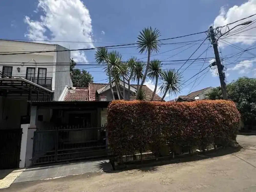 rumah hoek  siap huni 1 lantai dalam komplek graha bintaro