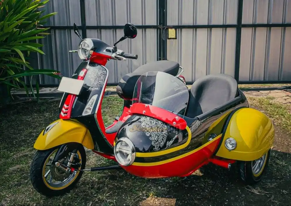 Sidecar/Sespan untuk Vespa Primavera Disney edisi mickeymouse