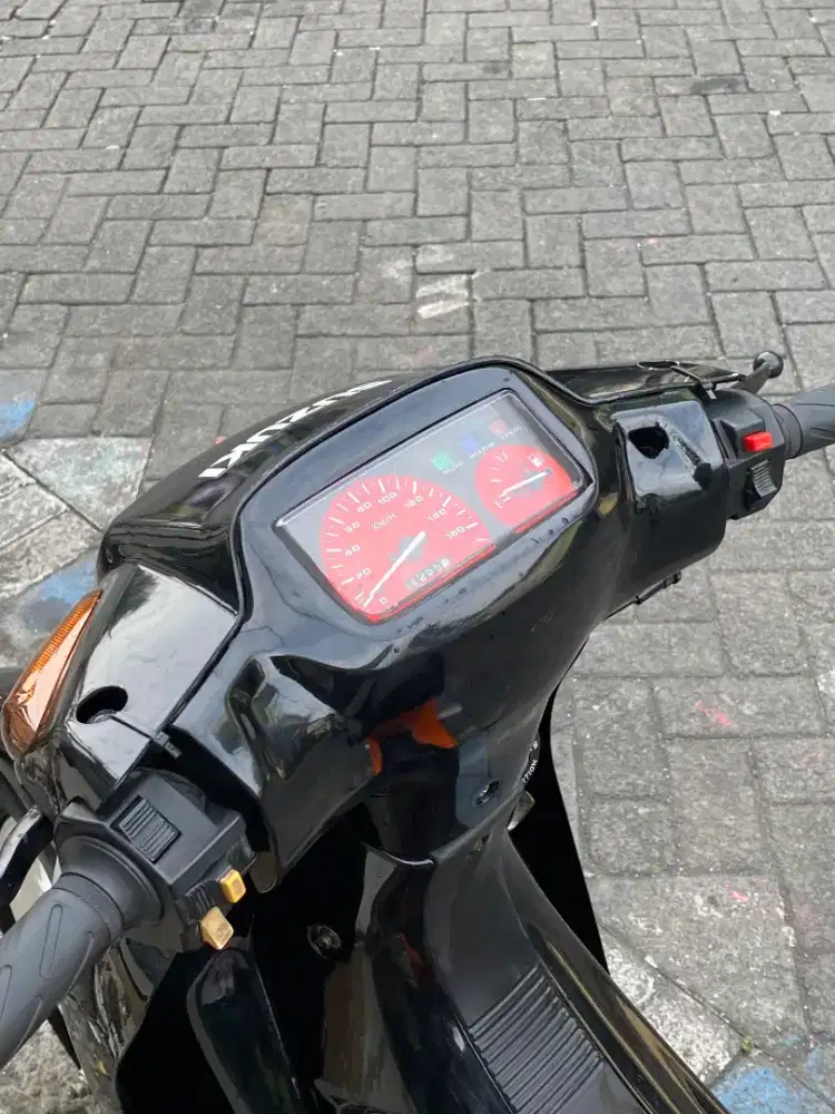 Satria ru 6 speed Plat L lengkap hidup