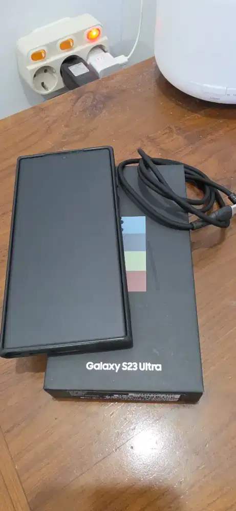 Samsung S23 Ultra 12/512