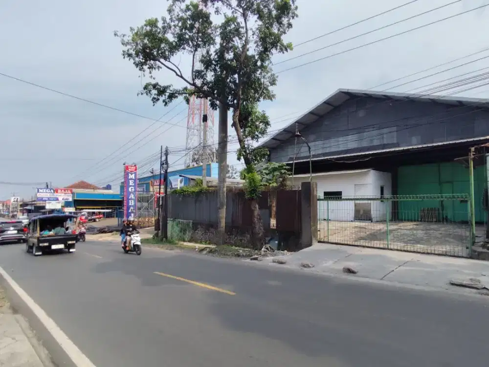 Gudang Luas Cocok untuk Produksi/Penyimpanan di Jl. Raya Sukabumi