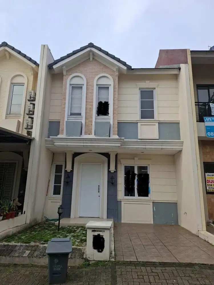 Jual cepat rumah di vanya park bsd city, 5 menit ke aeon mall bsd