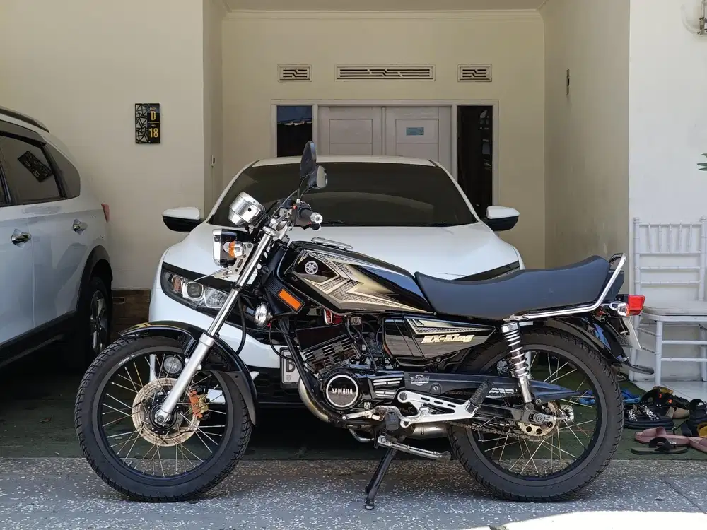 Rx king tahun 2003 plat D pajak isi/tt boleh gan cash lebih bagus