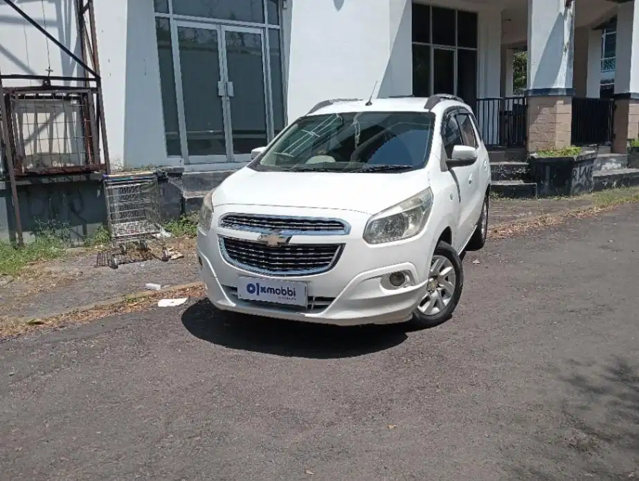 HOT Sale - CHEVROLET Spin 1.5 LTZ Bensin A/T 2014 PUTIH