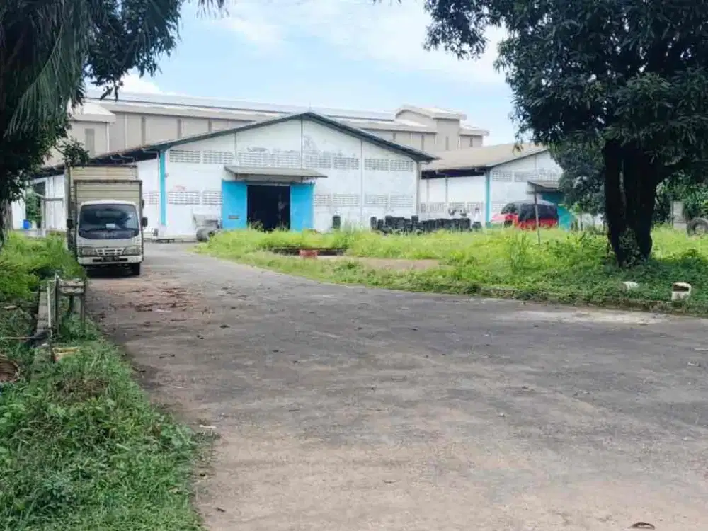 Jual Pabrik Gunung Putri Jual Pabrik Sepatu  di Jalan Raya Gunung Putri Bogor.Jual Gudang Gunung Putri