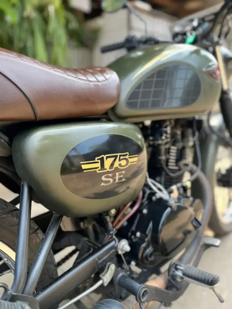 W175 SE 2022 motor custom keren