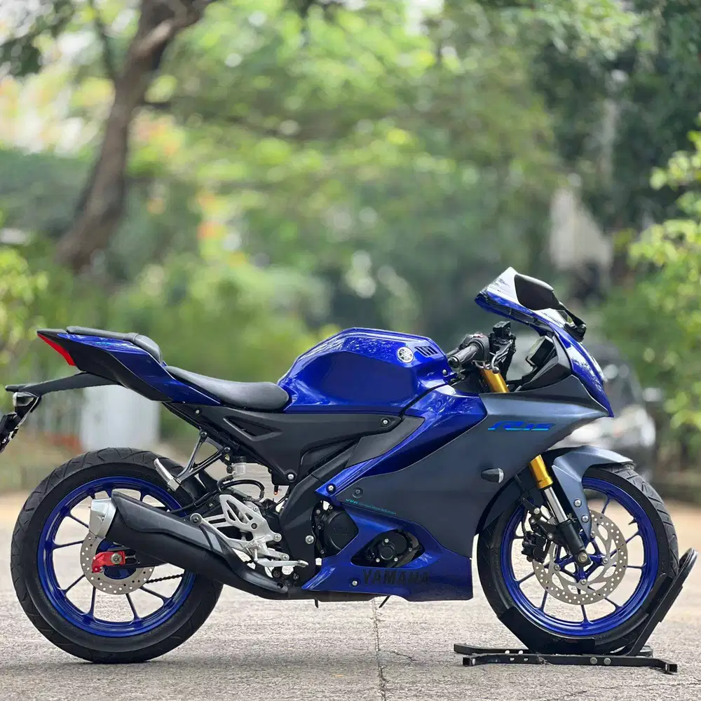 YAMAHA YZF R15 V4 BIRU 2023 KM LOW SIAP HARIAN