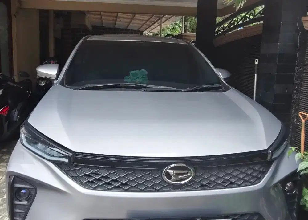 Rental mobil plus driver