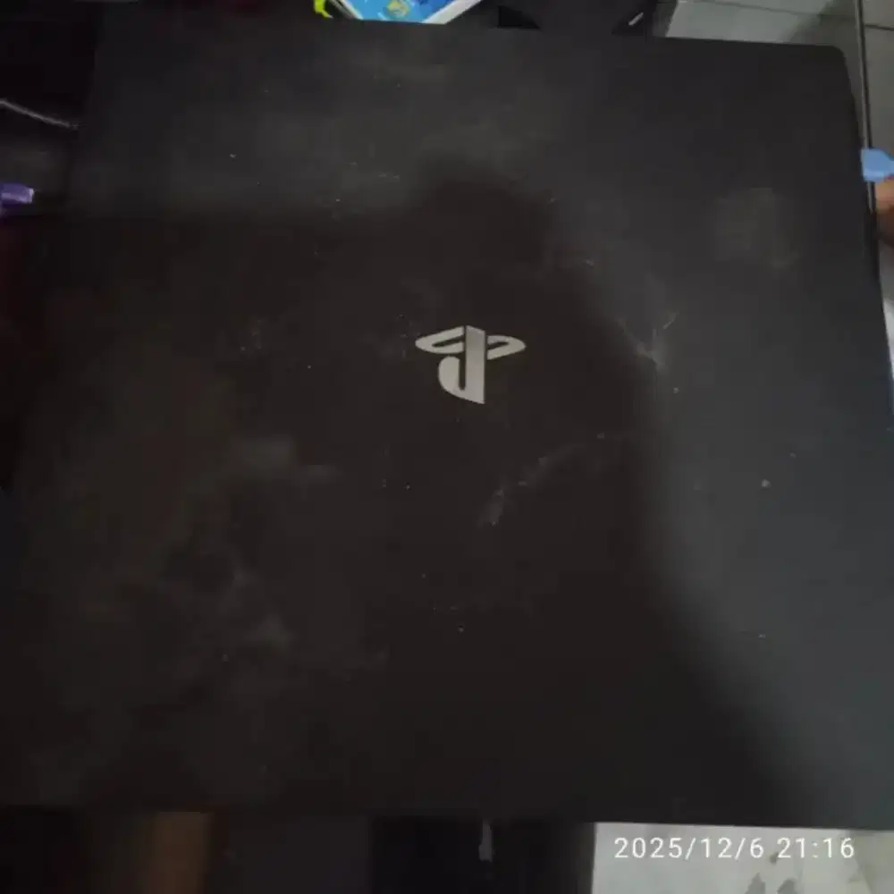 Dijual PS 4 kondisi normal ya