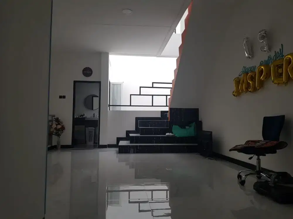 Dijual rumah nyaman di Pulo Asem, tak jauh dari stasiun LRT, Trans Jakarta, Balap sepeda