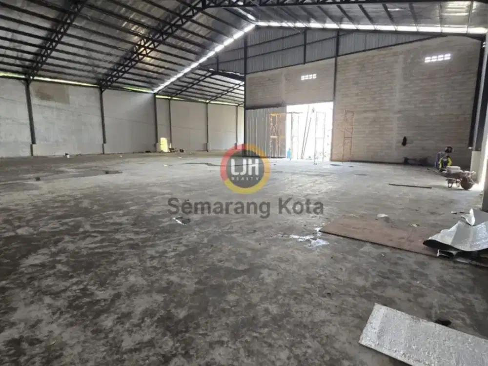 Gudang Baru Ada Loading Dock di Kawasan Industri Candi