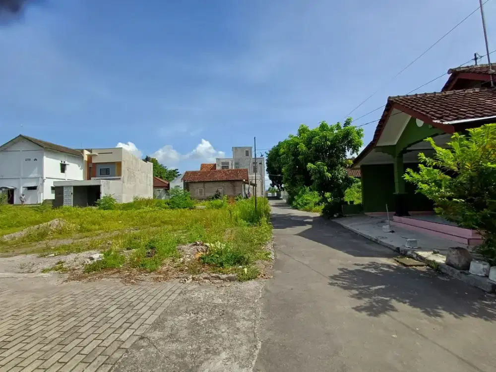 Tanah Siap AJB, Timur Pasar Prambanan