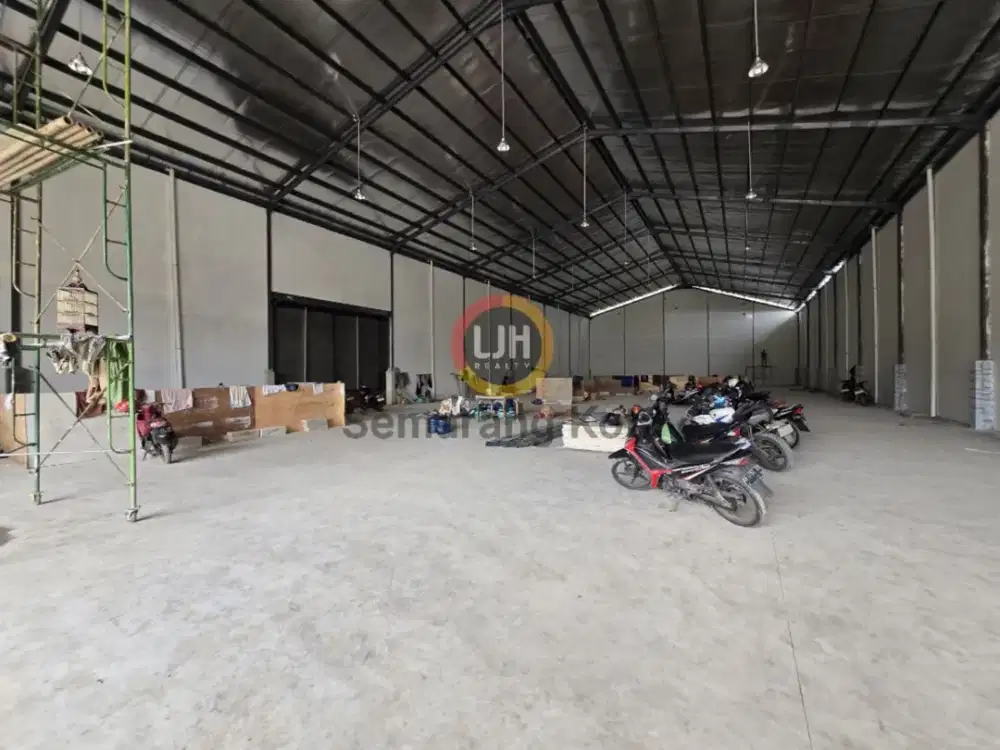 Gudang Baru Ada Loading Dock di Kawasan Industri Candi