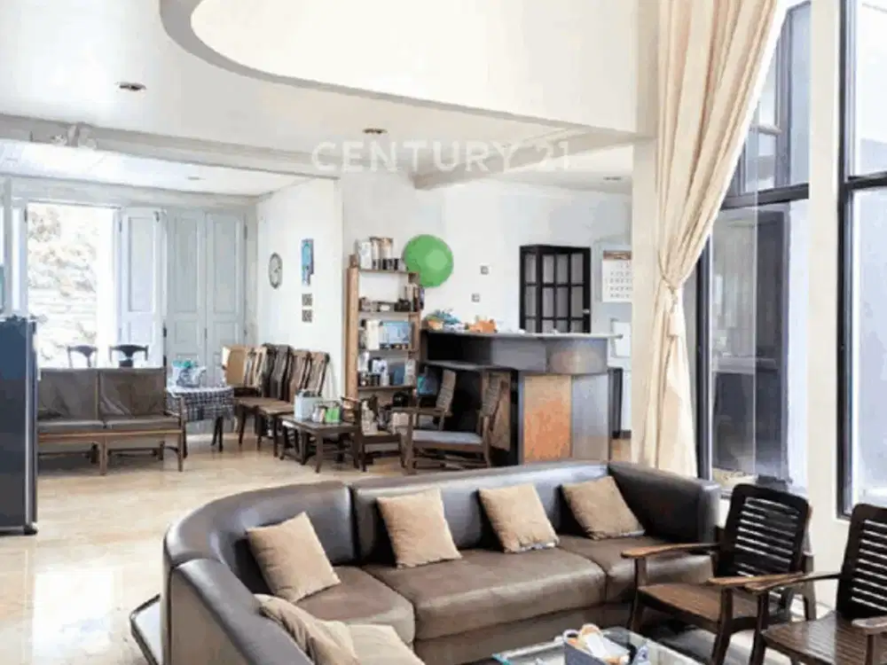 Rumah Elegan Dengan Konsep Inner Garden Di Kedoya Jakarta Barat