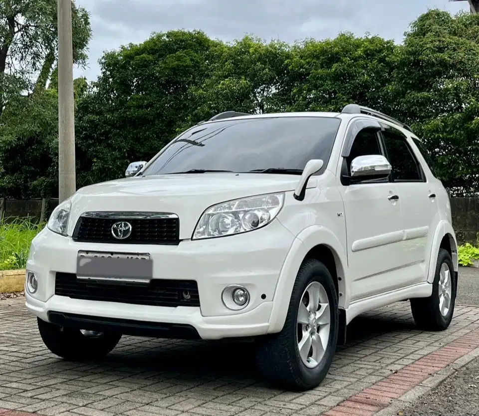 Toyota Rush S Manual 2013