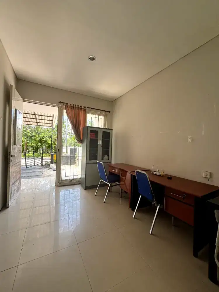 SEWA RUMAH PAKUWON CITY SIAP HUNI