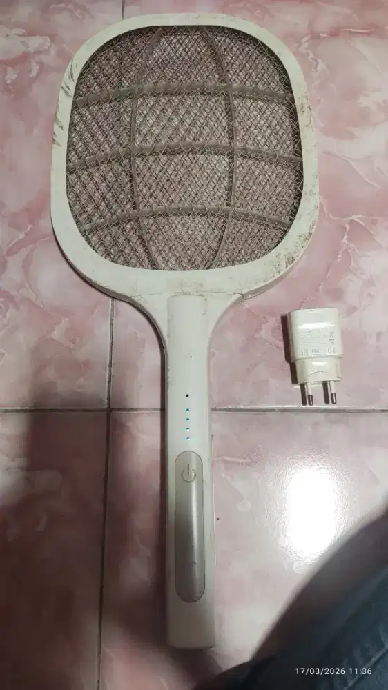 Misi mau jual Raket listrik besar merk kenmaster msh normal nyetrum