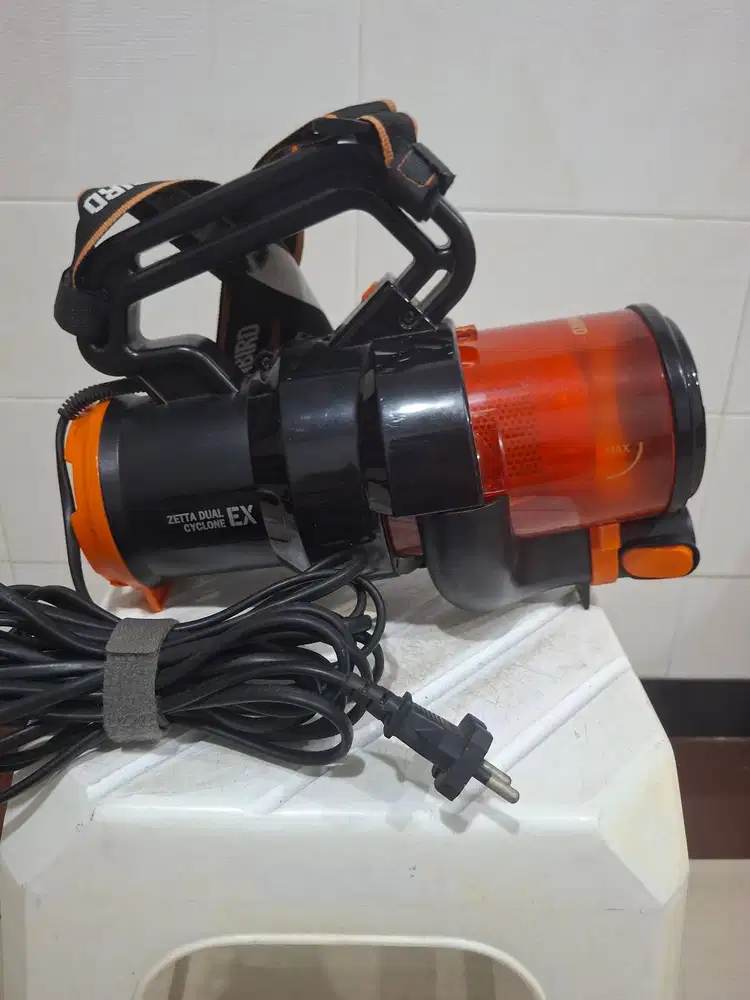 Twinbird ZETA Dual Cyclone EX Vacuum Cleaner, alat penghisap debu